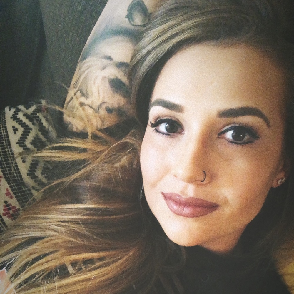 Meet your Posher, Nikole